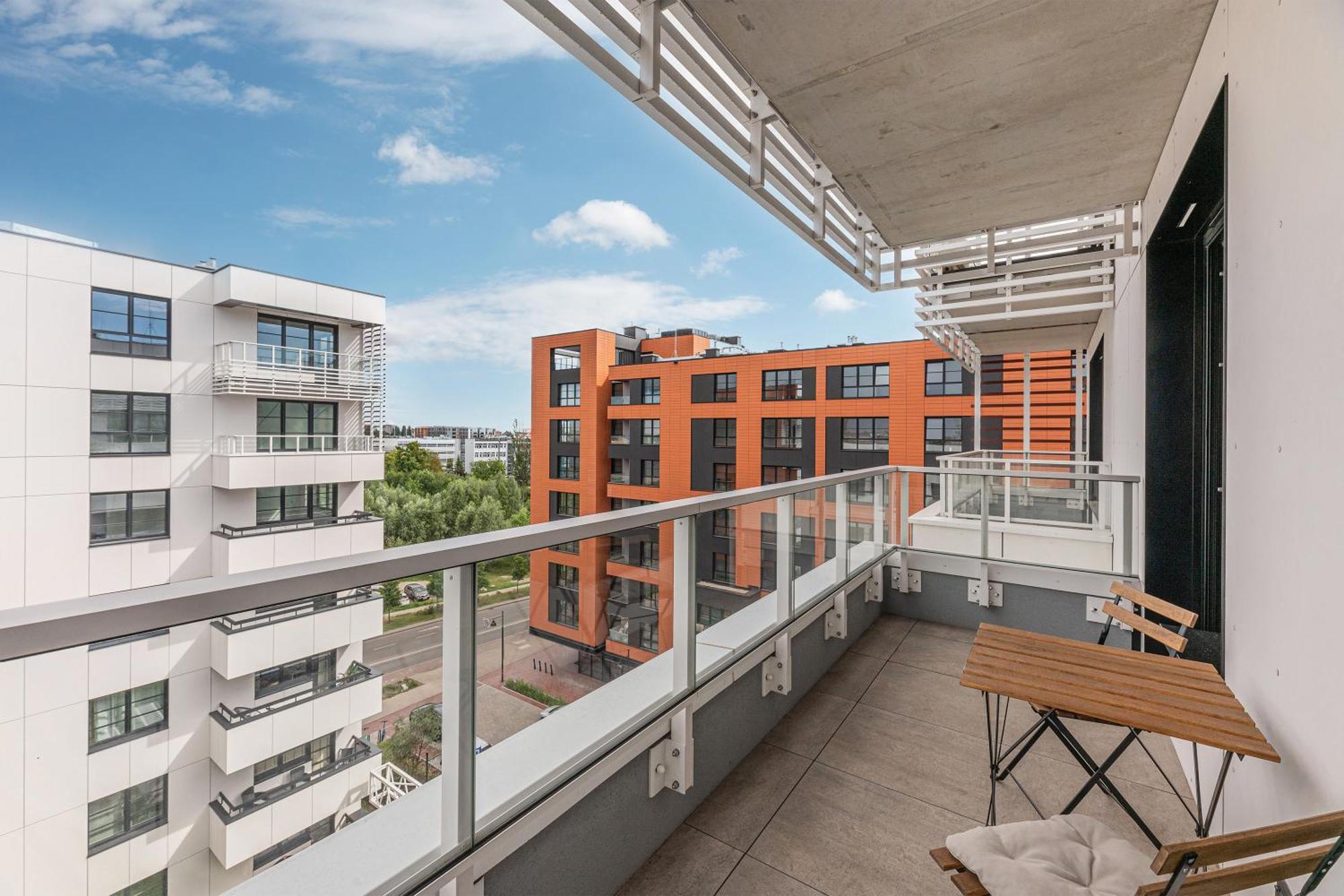 Doki Living - Foodhall & Parking By Downtown Apartments Gdansk Exterior photo
