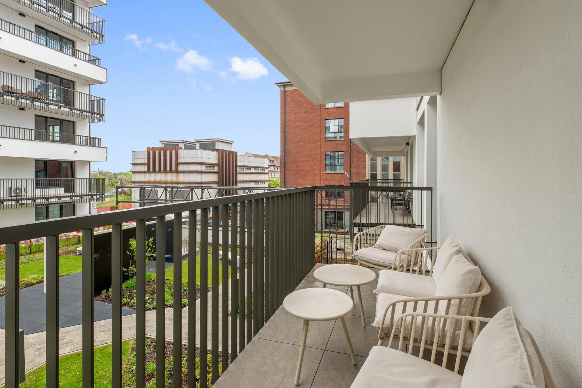 Doki Living - Foodhall & Parking By Downtown Apartments Gdansk Exterior photo